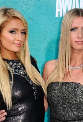 PARIS and NICKY HILTON