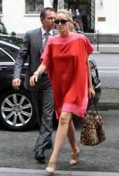SHARON STONE