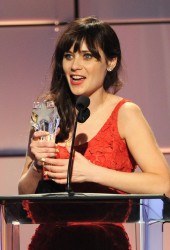 ZOOEY DESCHANEL