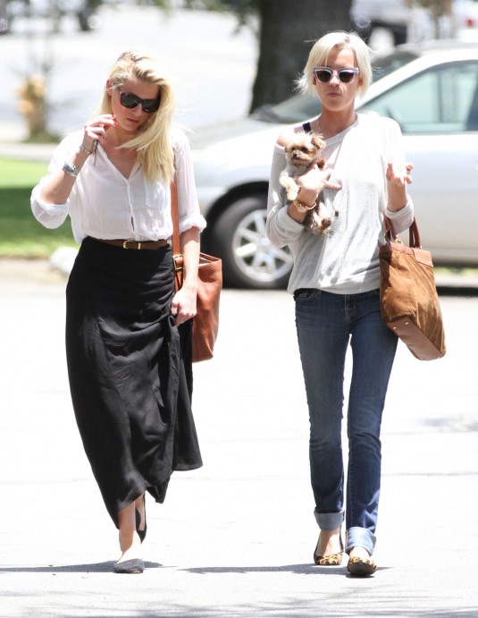 AMBER HEARD and Her Sister