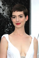ANNE HATHAWAY