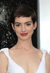 ANNE HATHAWAY