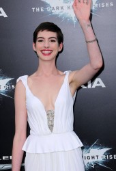 ANNE HATHAWAY