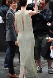 ANNE HATHAWAY