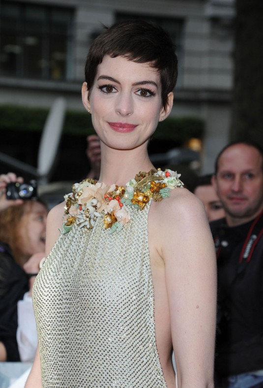 ANNE HATHAWAY