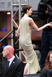 ANNE HATHAWAY