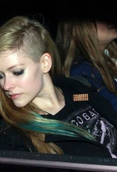 AVRIL LAVIGNE