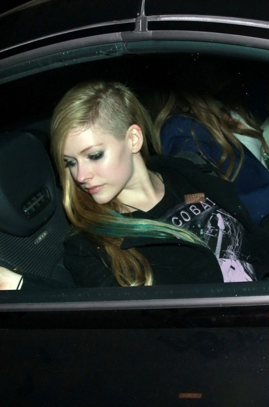 AVRIL LAVIGNE