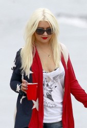 CHRISTINA AGUILERA
