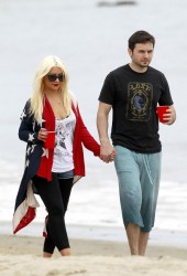 CHRISTINA AGUILERA