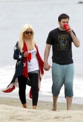 CHRISTINA AGUILERA
