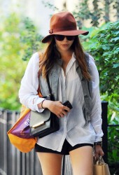 ELIZABETH OLSEN