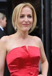 GILLIAN ANDERSON
