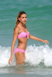 HAILEY BALDWIN