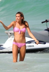 HAILEY BALDWIN