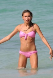 HAILEY BALDWIN