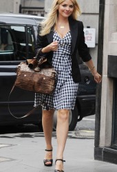 HOLLY WILLOUGHBY