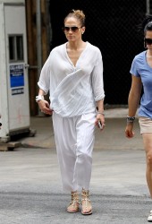 JENNIFER LOPEZ