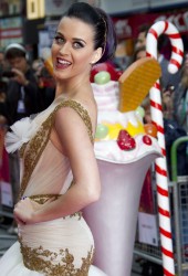 KATY PERRY