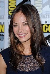 KRISTIN KREUK