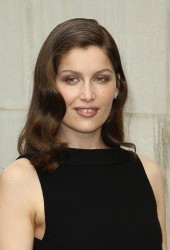LAETITIA CASTA