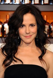 MARY-LOUISE PARKER