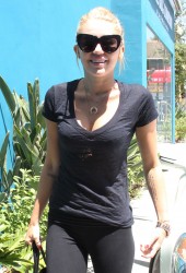 MILEY CYRUS