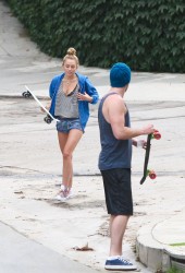 MILEY CYRUS