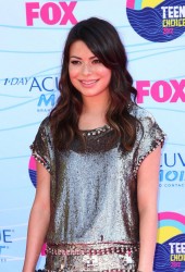 MIRANDA COSGROVE