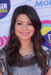 MIRANDA COSGROVE