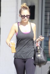 NICOLE RICHIE