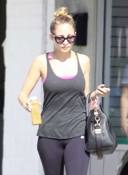 NICOLE RICHIE