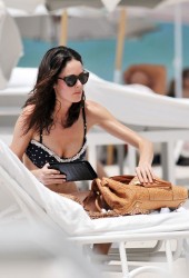 NICOLE TRUNFIO