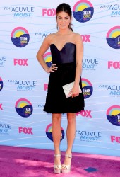 NIKKI REED