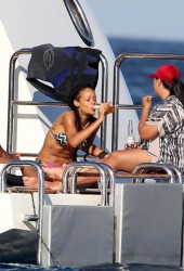 RIHANNA