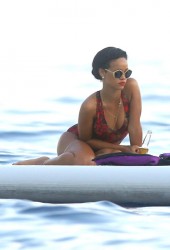 RIHANNA