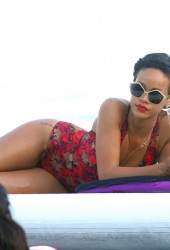 RIHANNA