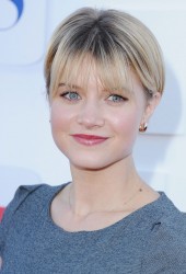 SARAH JONES