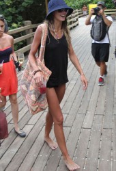 SHARNI VINSON