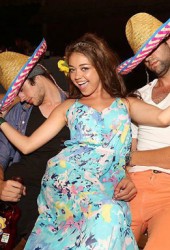 SARAH HYLAND