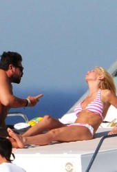TARA REID