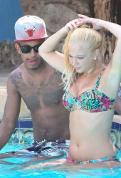 TULISA CONTOSTAVLOS