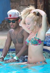 TULISA CONTOSTAVLOS