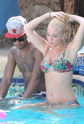 TULISA CONTOSTAVLOS