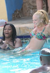 TULISA CONTOSTAVLOS
