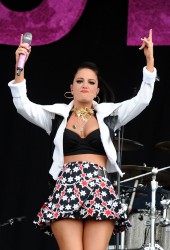 TULISA CONTOSTAVLOS
