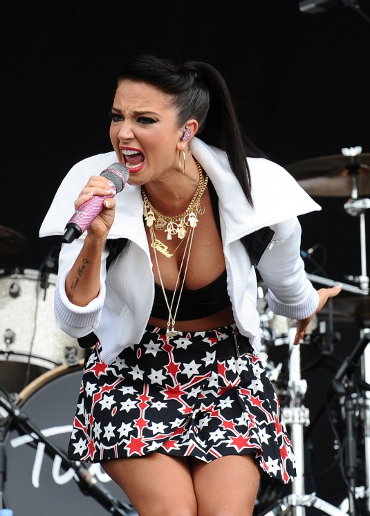 TULISA CONTOSTAVLOS