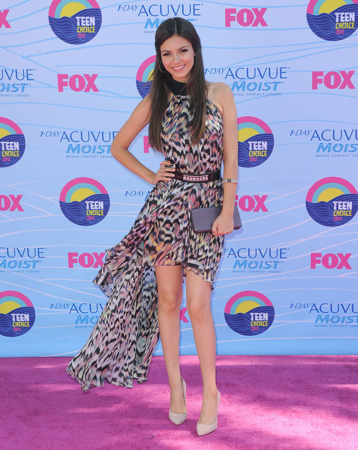 VICTORIA JUSTICE at 2012 Teen Choice Awards in Universal City - HawtCelebs
