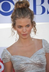 ANNALYNNE McCORD