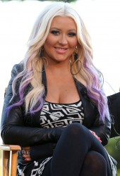 CHRISTINA AGUILERA